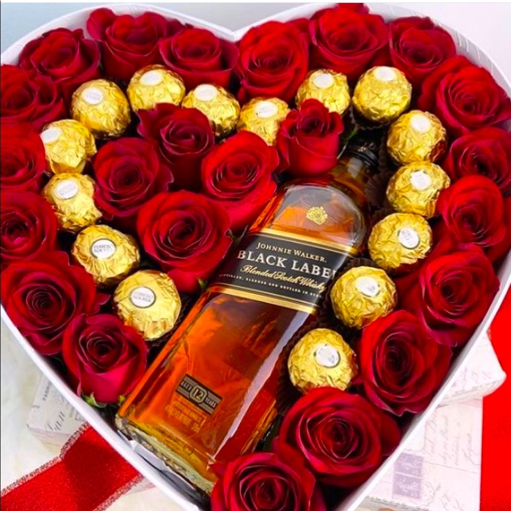 Luxury box for women or men flowers original gift